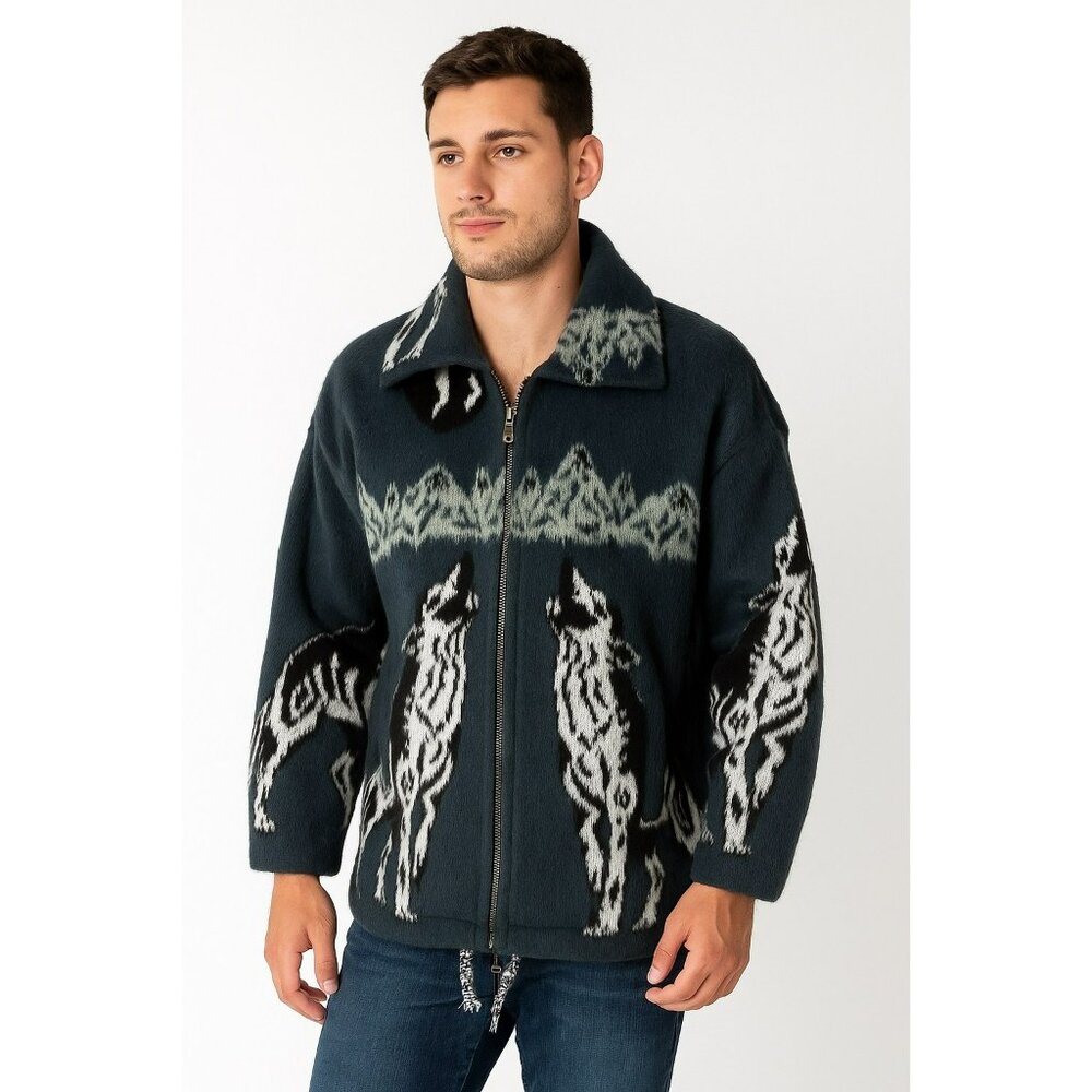 Vintage Yarina Wool Jacket With Wolf Design Full-Zip Closure Medium